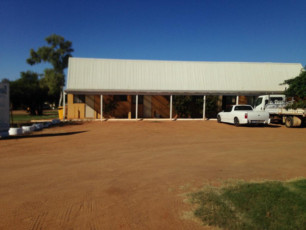 Carnarvon Caravan Park Bagian luar foto